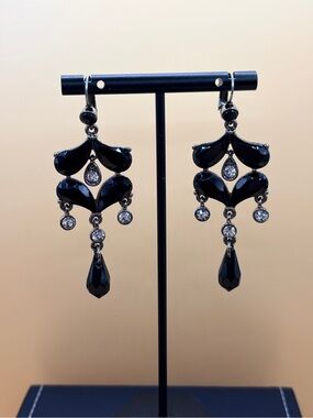 Elegant Black & Crystal Chandelier Earrings